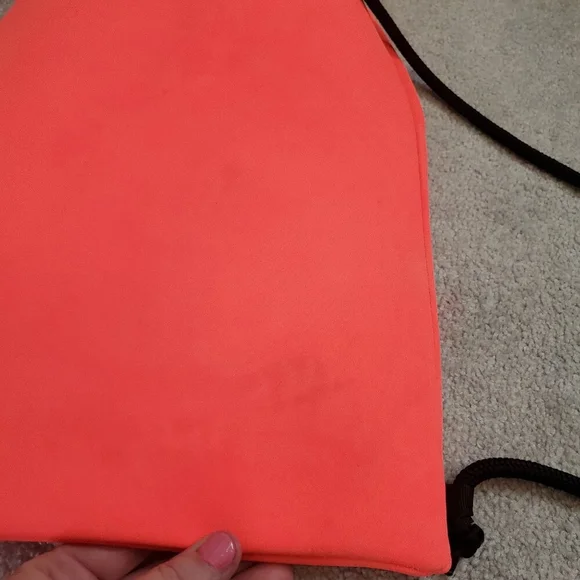 TRIANGL Floral Embroidered Neoprene Backpack Bag Rope Beach Summer Coral Neon - Picture 10 of 13